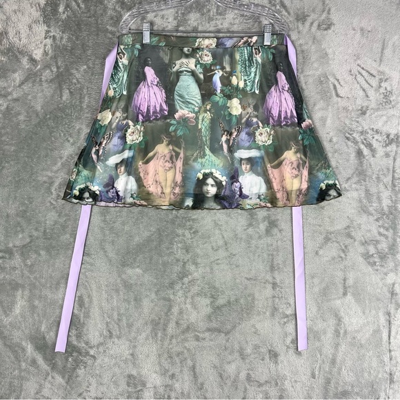 Dolls Kill Dresses & Skirts - Dolls Kill Widow Portrait Allover Print Mini Skirt XXL Stretchy Goth Grunge